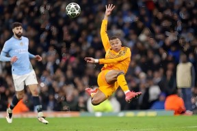 NG28-包含哈兰德连续十二场比赛得分超过赛事规则更新，皇家马德里挑战极限！的词条